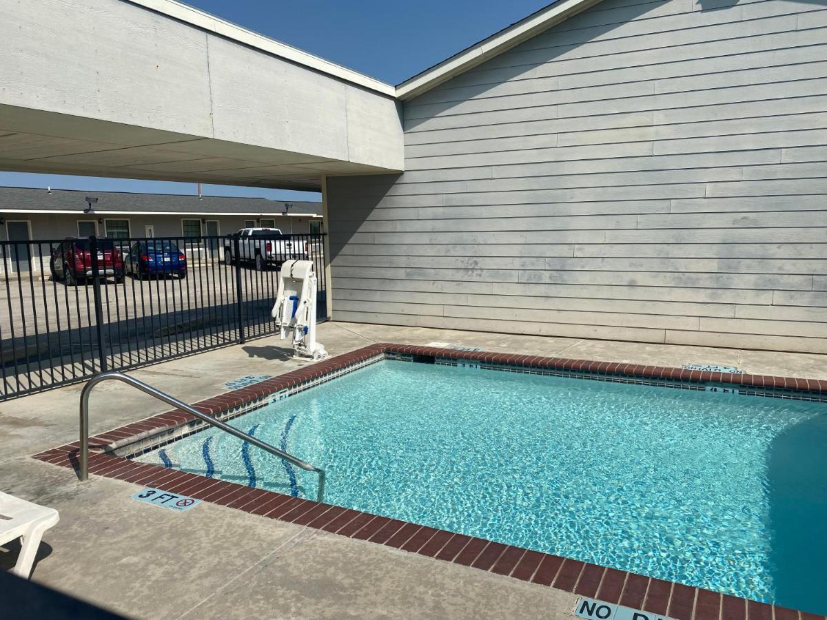 Southern Inns And Suites Now Offering Rv Spaces For Rent Yorktown ภายนอก รูปภาพ