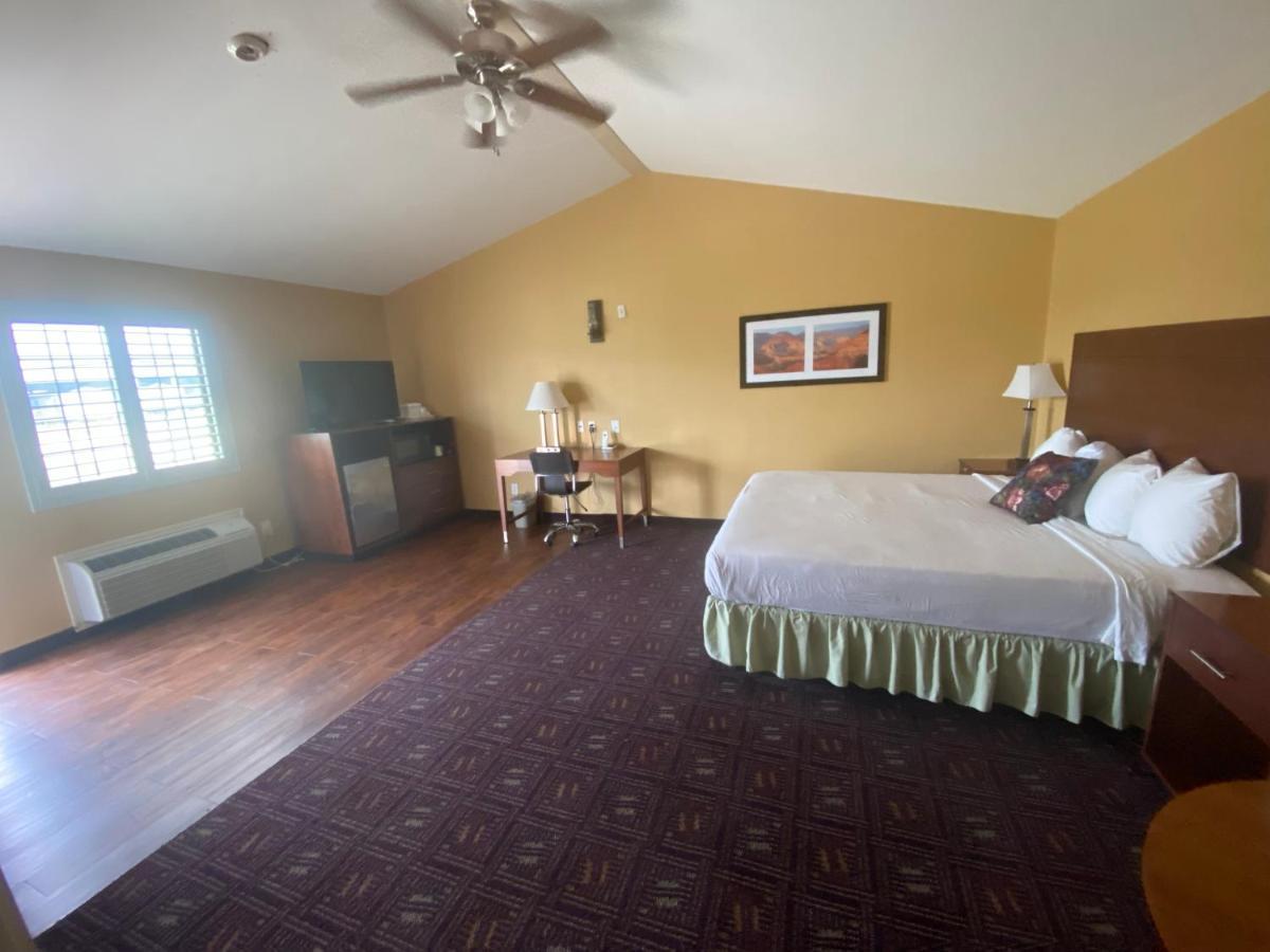 Southern Inns And Suites Now Offering Rv Spaces For Rent Yorktown ภายนอก รูปภาพ