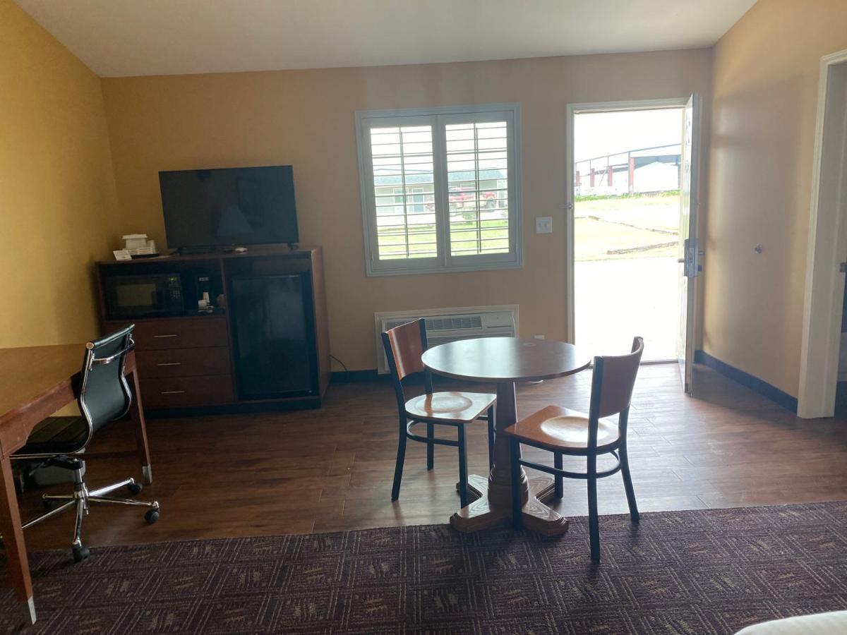 Southern Inns And Suites Now Offering Rv Spaces For Rent Yorktown ภายนอก รูปภาพ